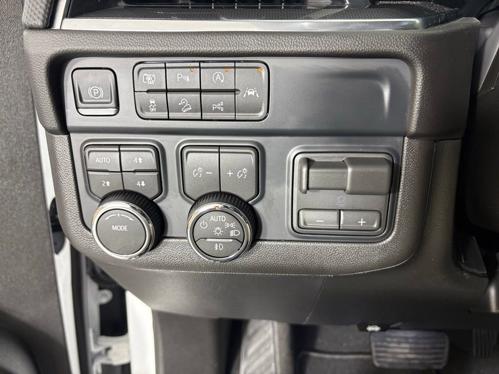 New 2026 Chevrolet Tahoe RST w/ Comfort Package AWD/4WD image 30