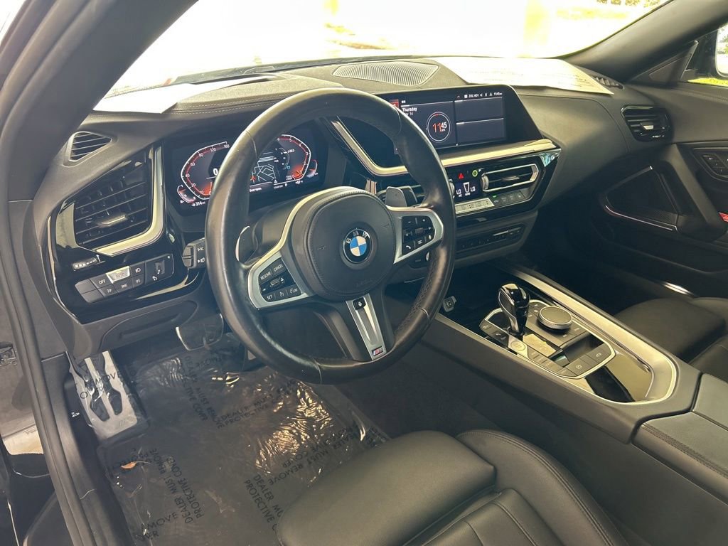 Used 2025 BMW Z4 sDrive30i RWD image 9