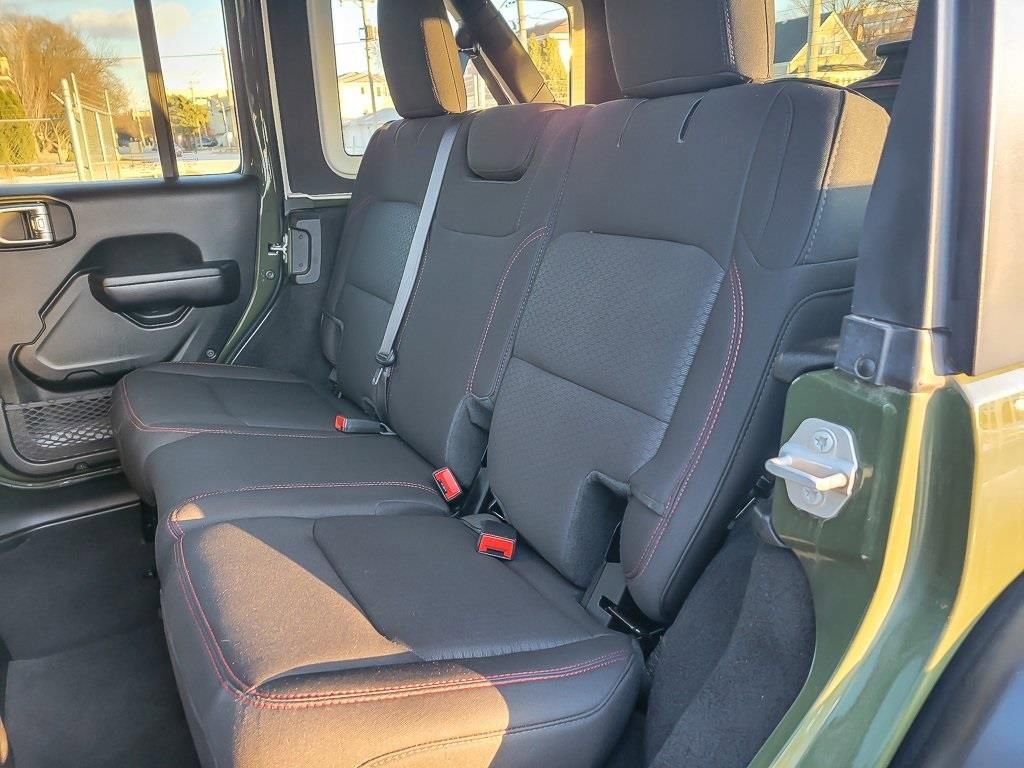 Used 2021 Jeep Wrangler Unlimited Rubicon w/ Steel Bumper Group image 10