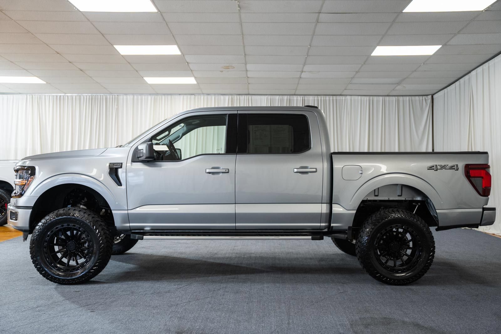 Certified 2025 Ford F150 XLT w/ Equipment Group 301A Standard AWD/4WD image 5