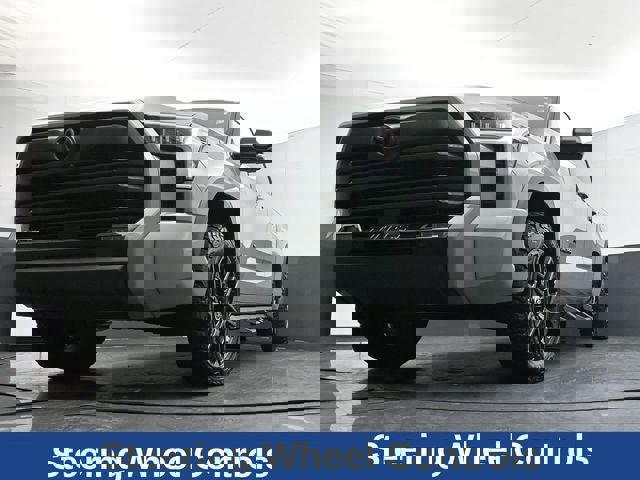 Used 2024 Toyota Tundra Limited image 24