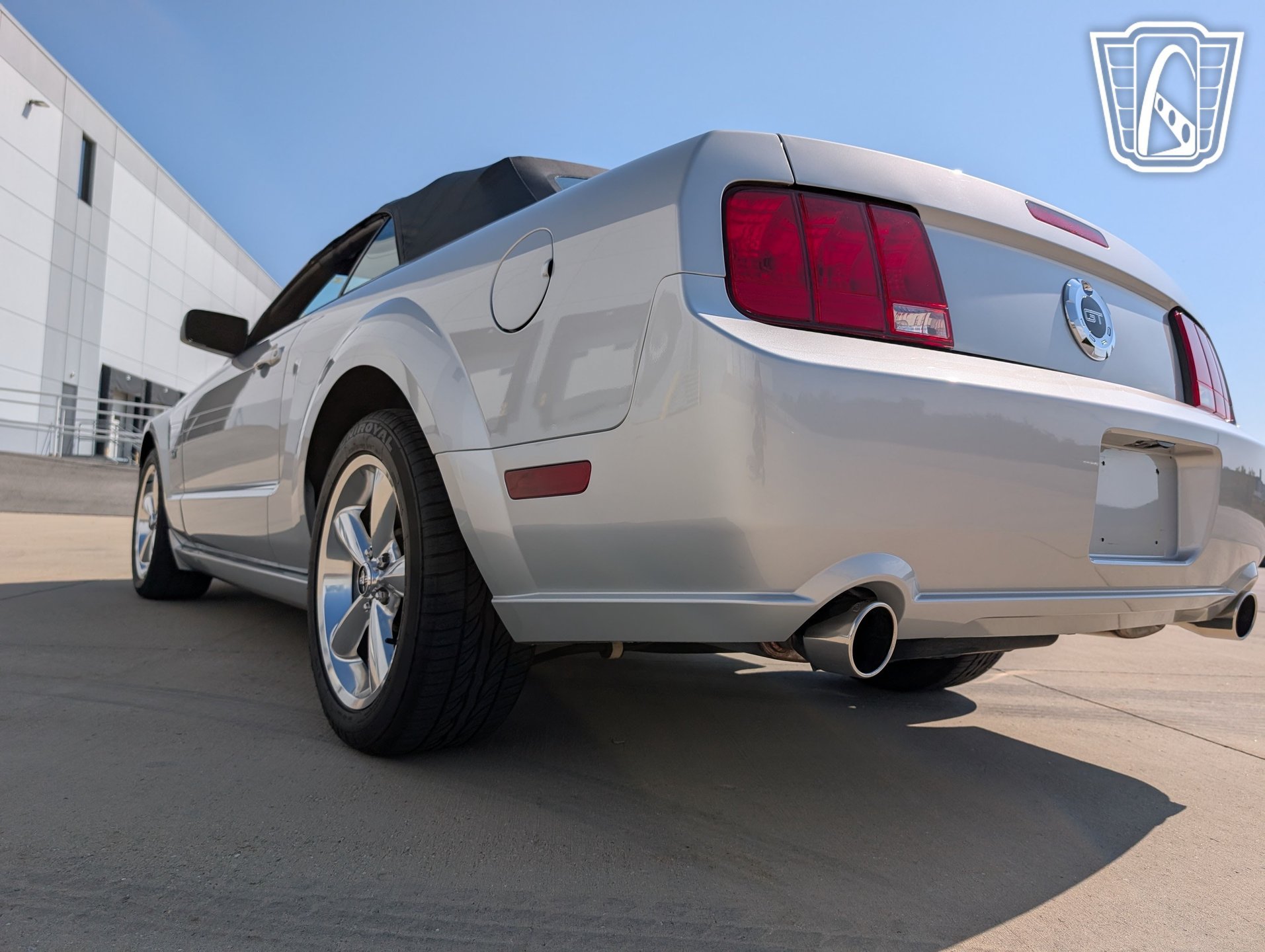 Used 2005 Ford Mustang GT RWD image 10