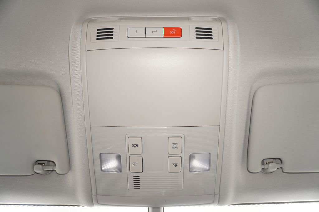 Used 2023 Volkswagen Taos S image 18