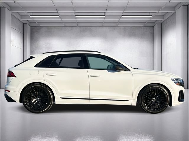Used 2024 Audi SQ8 Prestige image 2