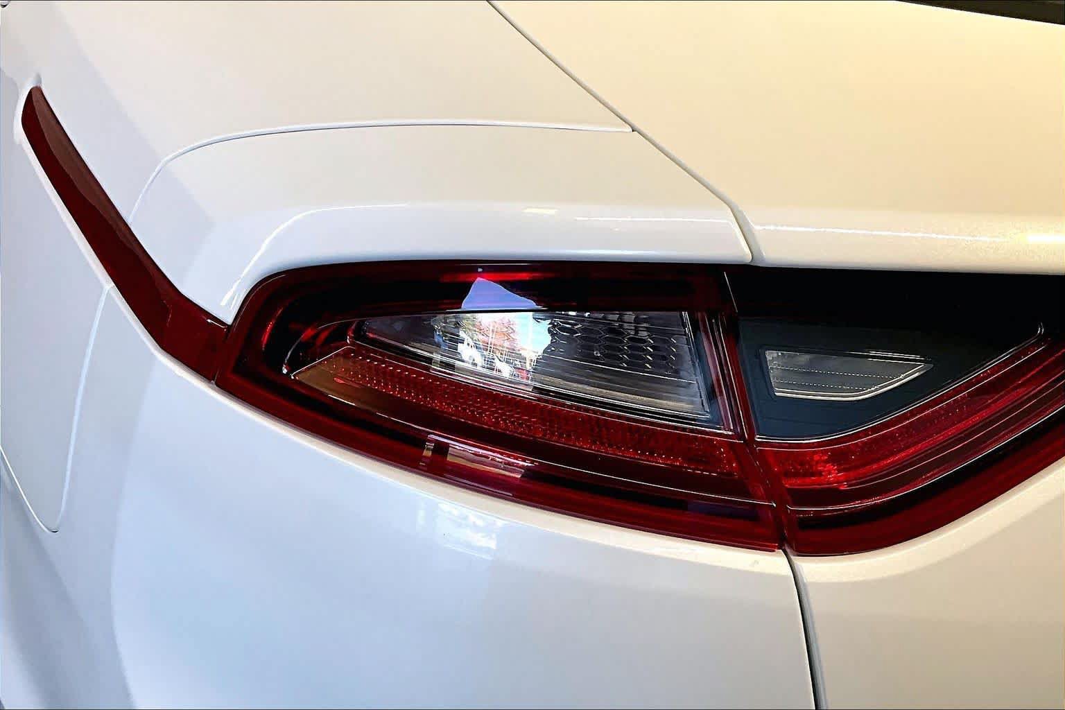 Used 2019 Kia Stinger RWD image 27