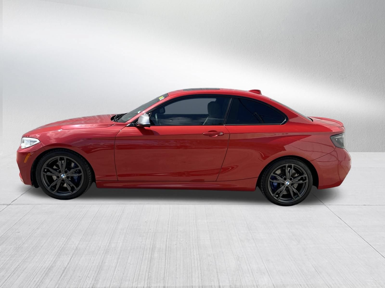Used 2016 BMW M235i Coupe RWD image 4