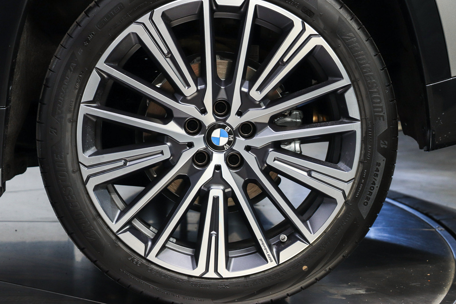 New 2026 BMW X1 xDrive28i w/ Technology Package AWD/4WD image 8