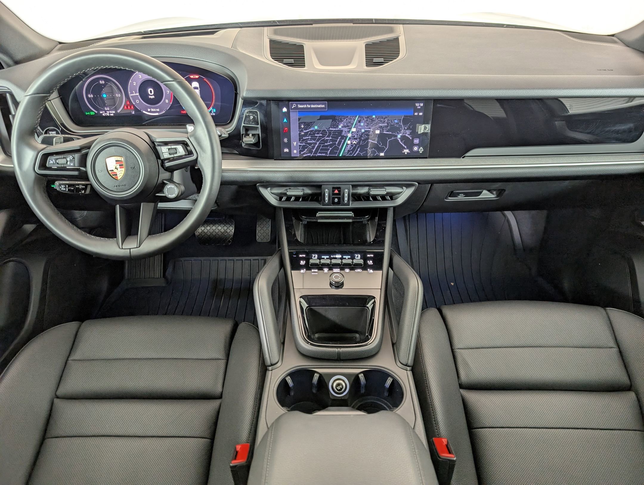 Used 2025 Porsche Cayenne image 30