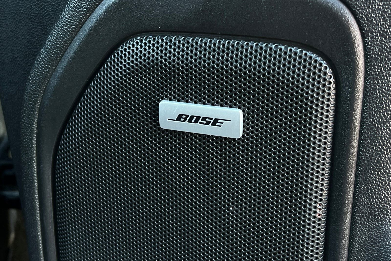 Used 2019 GMC Sierra 1500 SLT w/ SLT Premium Package image 23