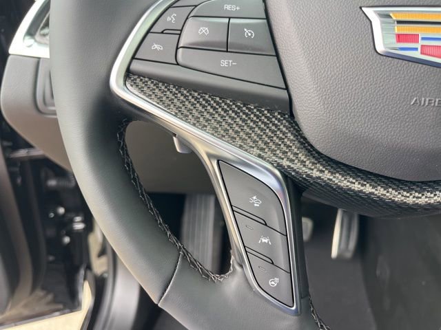 New 2026 Cadillac XT5 Sportv w/ LPO, Floor Liner Package AWD/4WD image 22