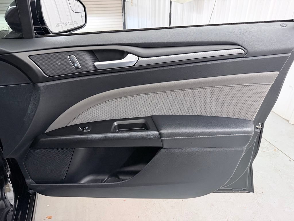 Used 2017 Ford Fusion Sport AWD/4WD image 37