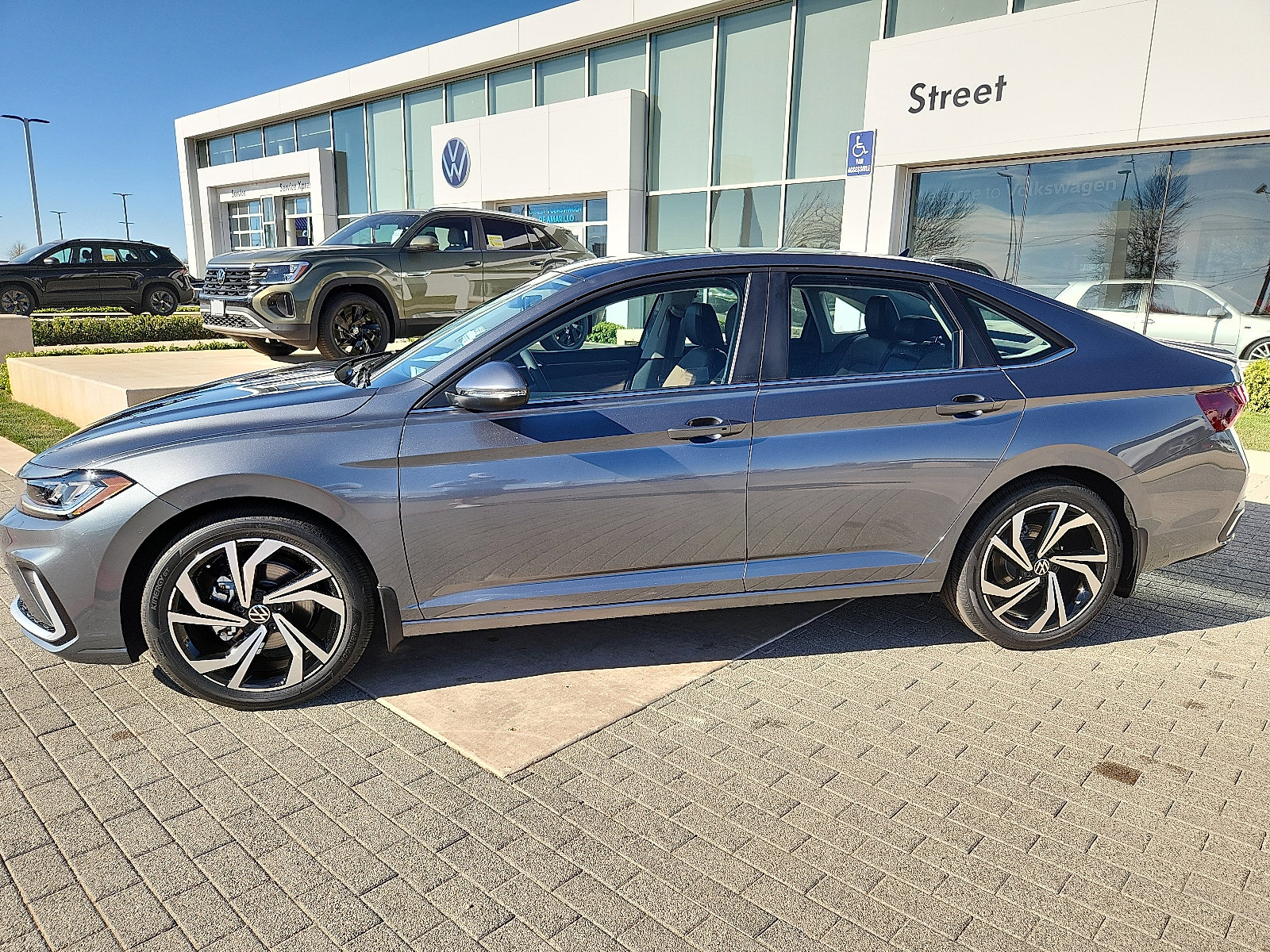 New 2026 Volkswagen Jetta SEL image 2