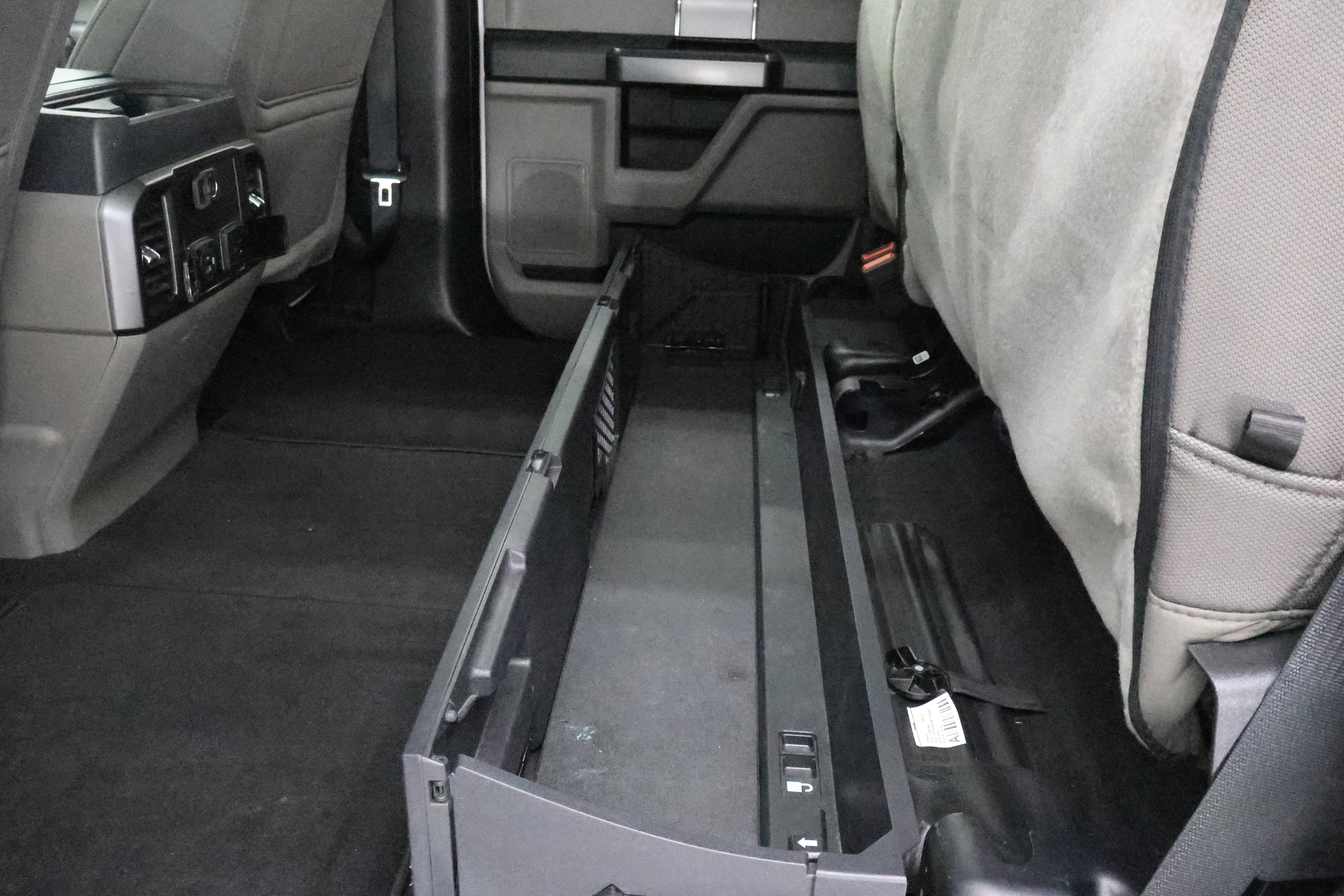 Used 2022 Ford F250 XLT w/ Black Appearance Package image 35