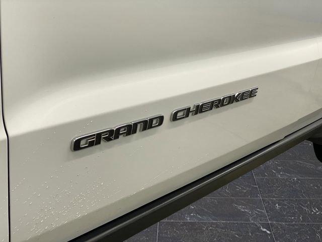 Used 2020 Jeep Grand Cherokee Limited w/ Trailer Tow Group IV image 39