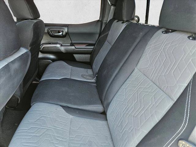 Used 2023 Toyota Tacoma TRD Off-Road w/ Advanced Technology Package AWD/4WD image 18