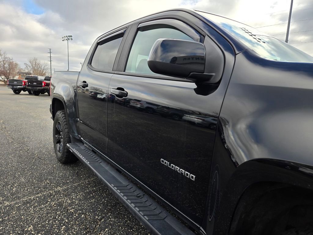 Used 2018 Chevrolet Colorado Z71 AWD/4WD image 37