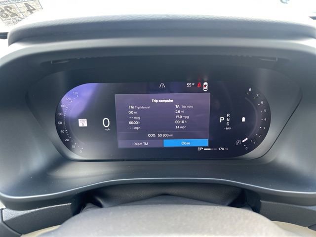 Certified 2023 Volvo XC40 B5 Ultimate w/ Climate Package image 25