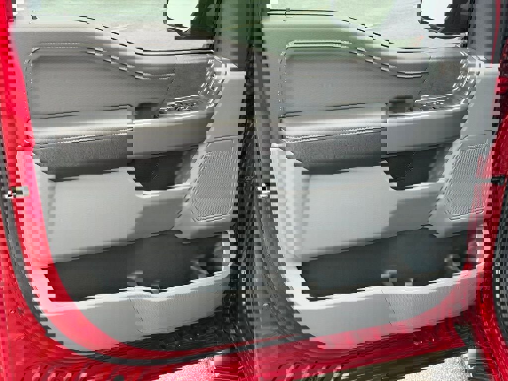 New 2026 Ford F150 XLT w/ Equipment Group 302A MID image 20