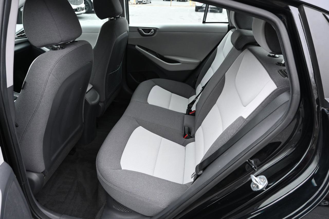 Used 2020 Hyundai Ioniq Blue FWD image 17