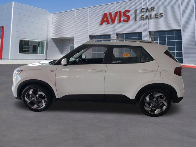 Used 2025 Hyundai Venue SEL FWD image 10