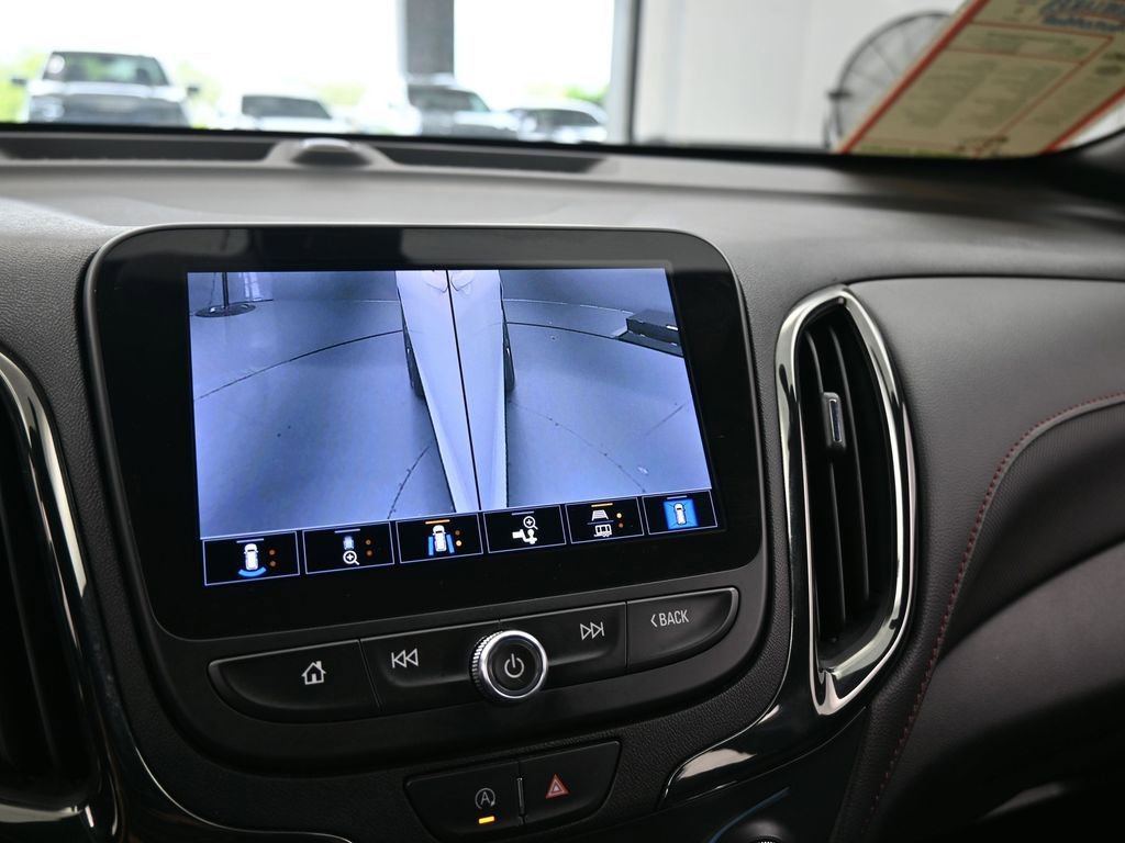 Used 2022 Chevrolet Equinox RS w/ Infotainment Package image 22