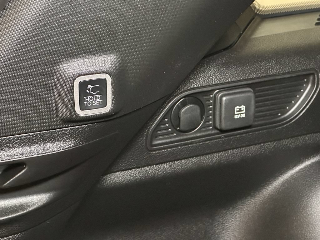 New 2026 Jeep Grand Cherokee Altitude AWD/4WD image 14