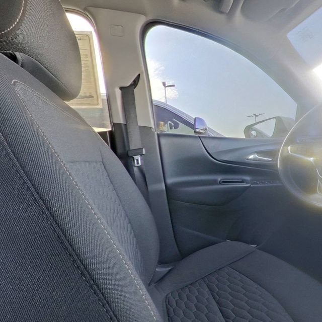 Used 2020 Chevrolet Equinox LT FWD image 27