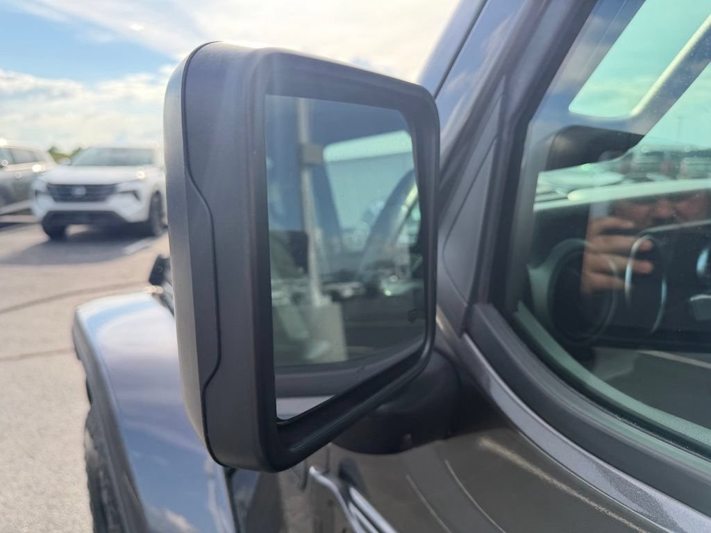 Used 2022 Jeep Gladiator Sport AWD/4WD image 13