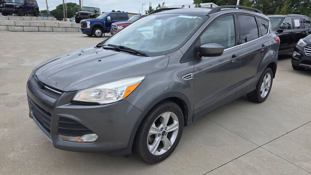 Used 2014 Ford Escape SE w/ Equipment Group 201A FWD image 1