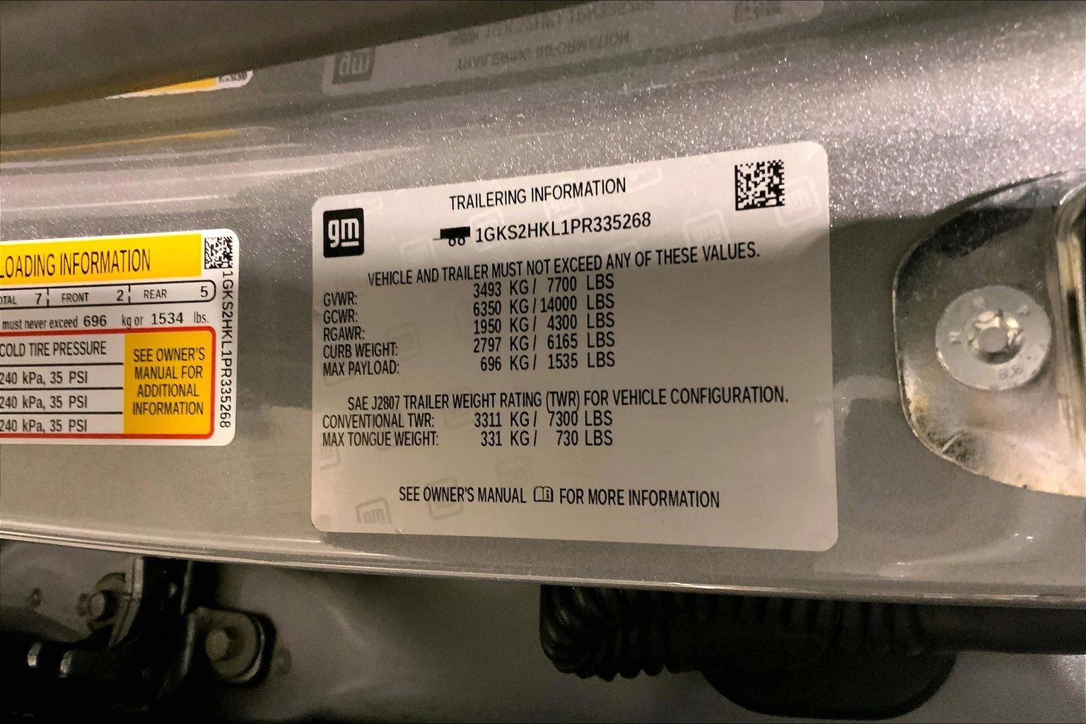 Used 2023 GMC Yukon XL AT4 image 33