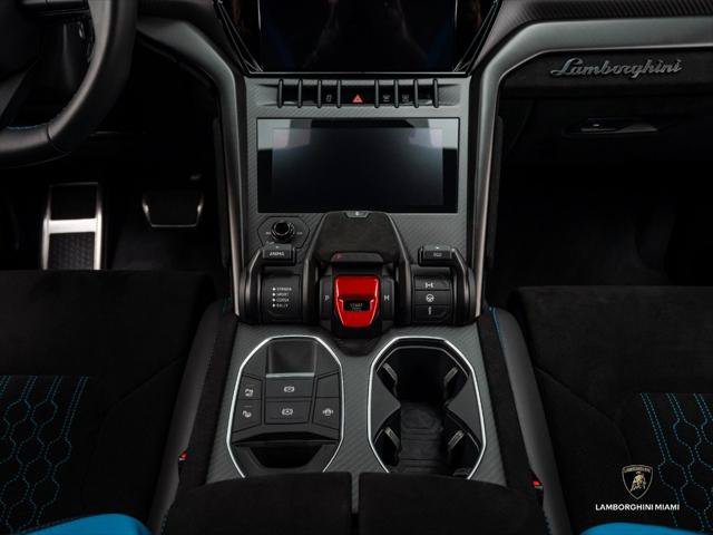 Used 2024 Lamborghini Urus Performante AWD/4WD image 43