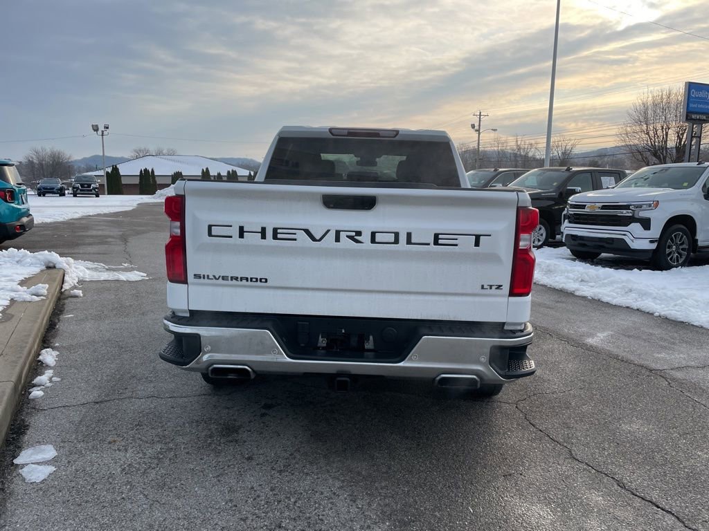 Used 2022 Chevrolet Silverado 1500 LTZ w/ LPO, Dark Essentials Package image 7
