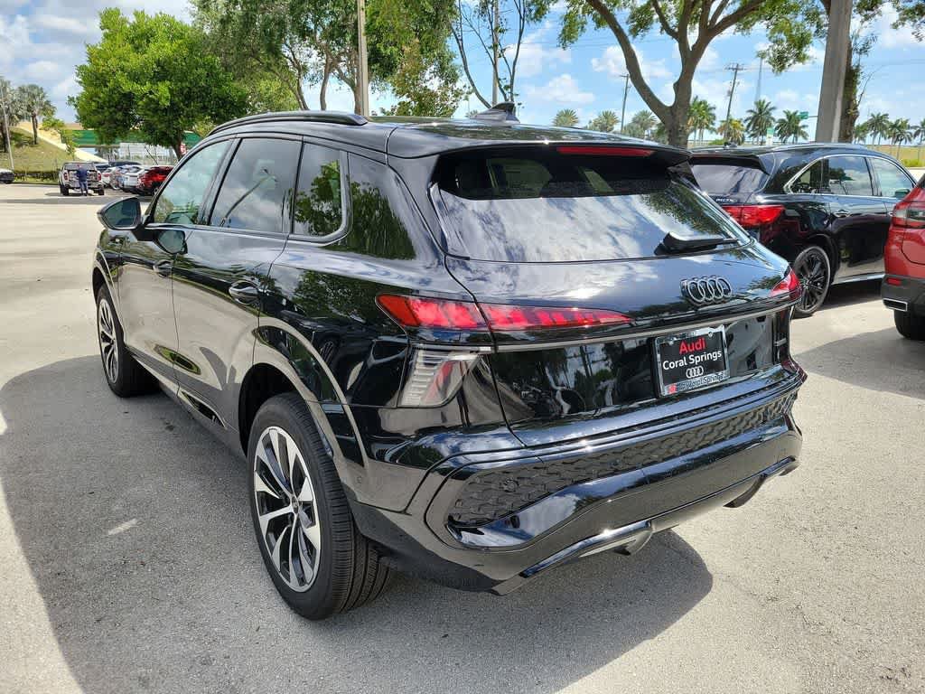 New 2026 Audi Q3 quattro 2.0T AWD/4WD image 6