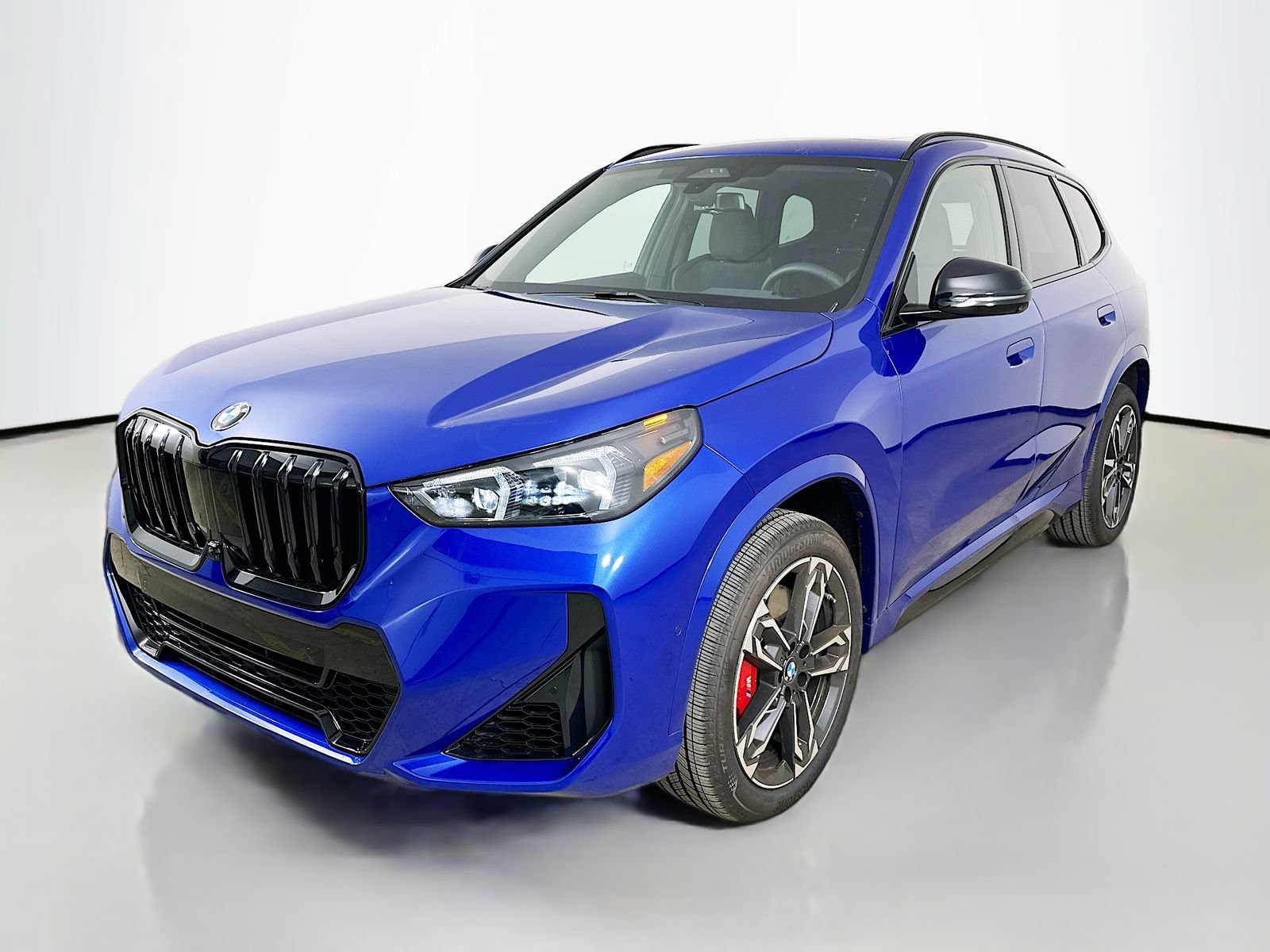 New 2026 BMW X1 xDrive28i w/ Technology Package AWD/4WD image 1