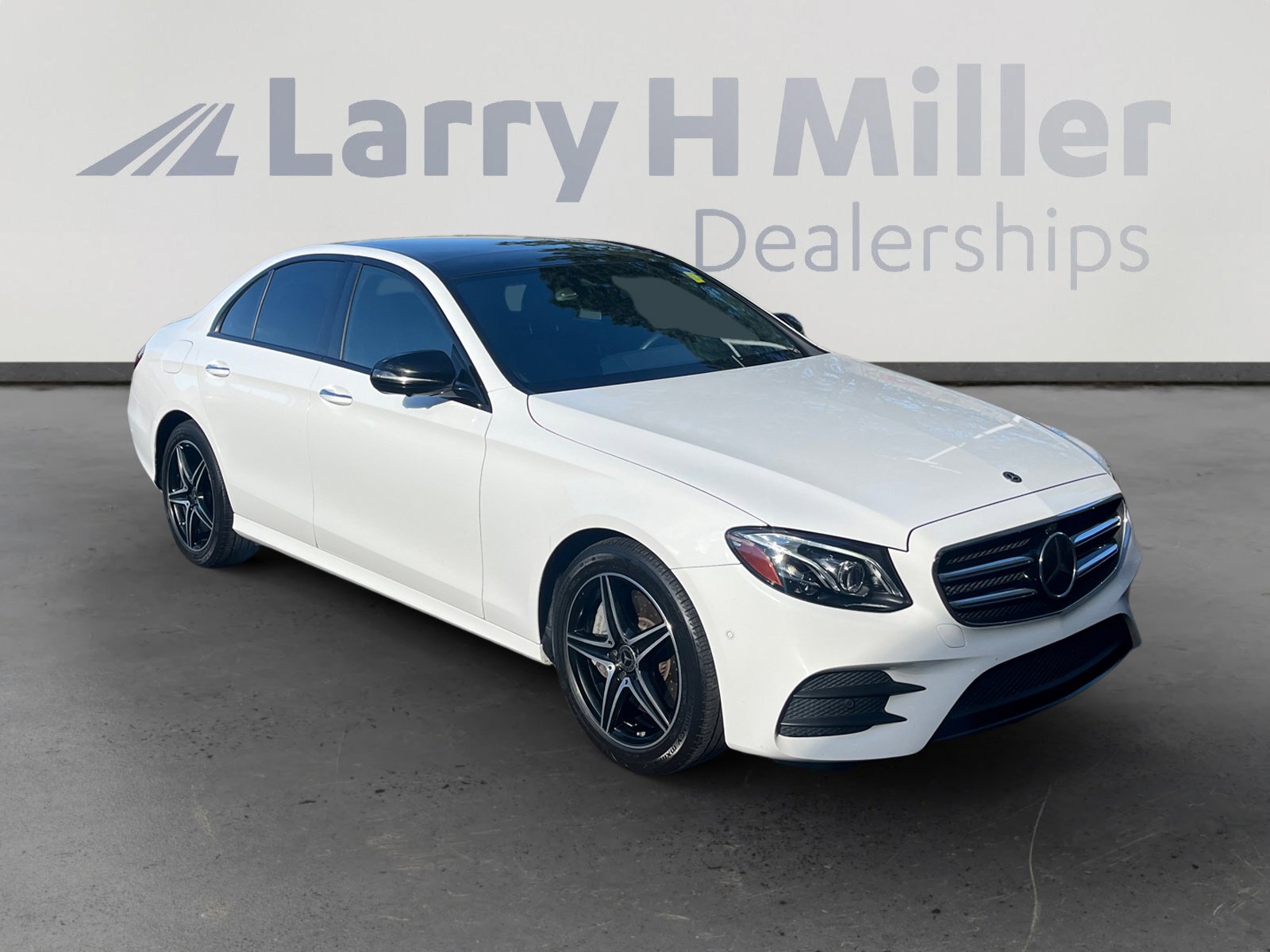 Used 2018 Mercedes-Benz E 300 4MATIC image 7