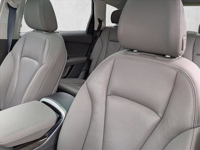 Certified 2025 Audi Q7 3.0T Premium Plus image 16