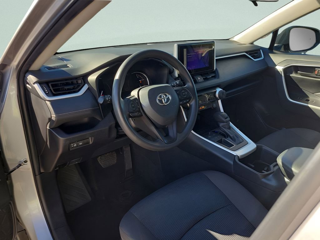 Used 2024 Toyota RAV4 LE FWD image 15