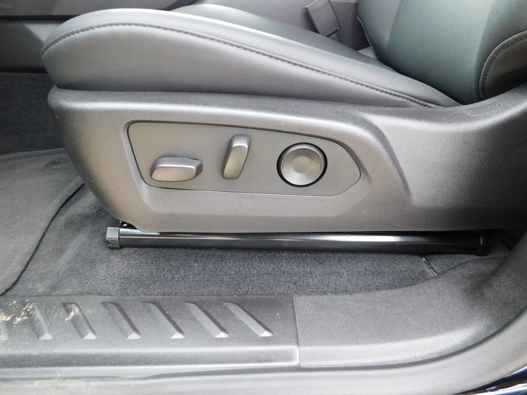 New 2025 Chevrolet Colorado Trail Boss w/ Midnight Edition image 16