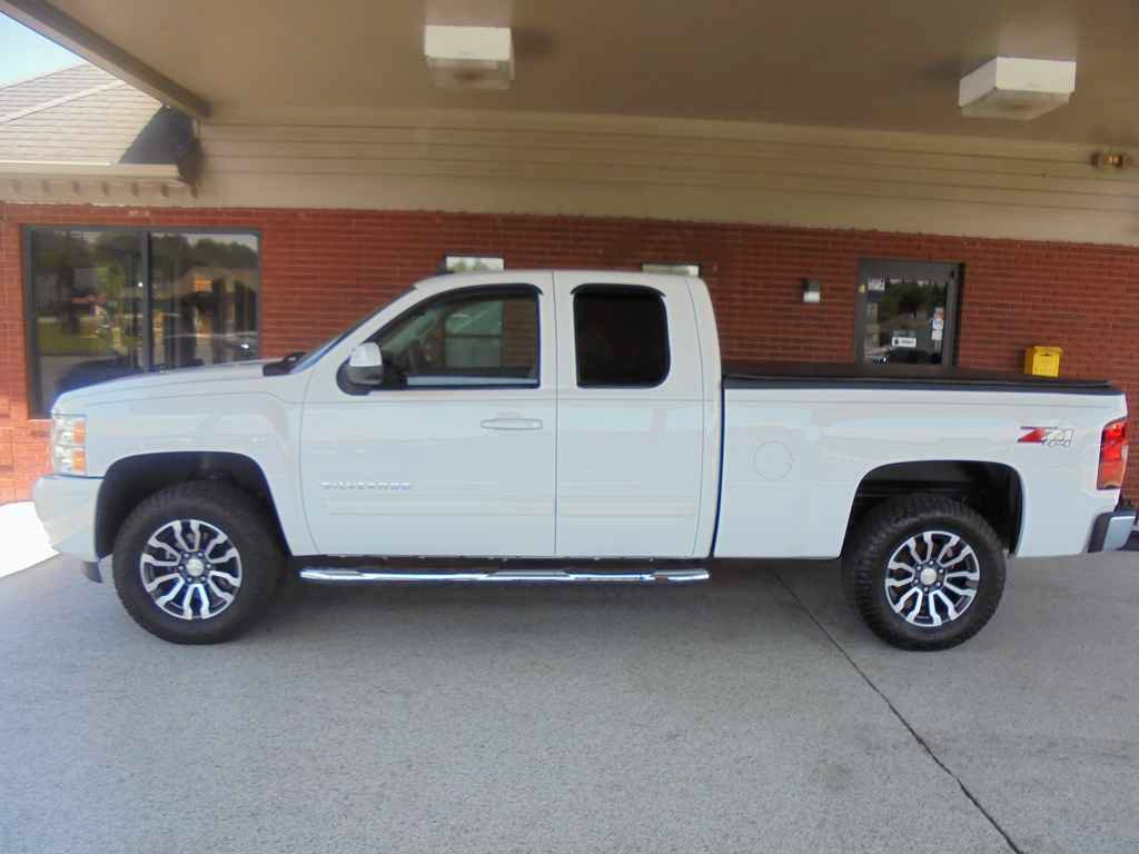 Used 2011 Chevrolet Silverado 1500 LTZ w/ LTZ Plus Package AWD/4WD image 1