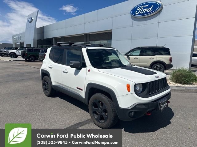 Used 2015 Jeep Renegade Trailhawk w/ Premium Leather Group AWD/4WD image 1