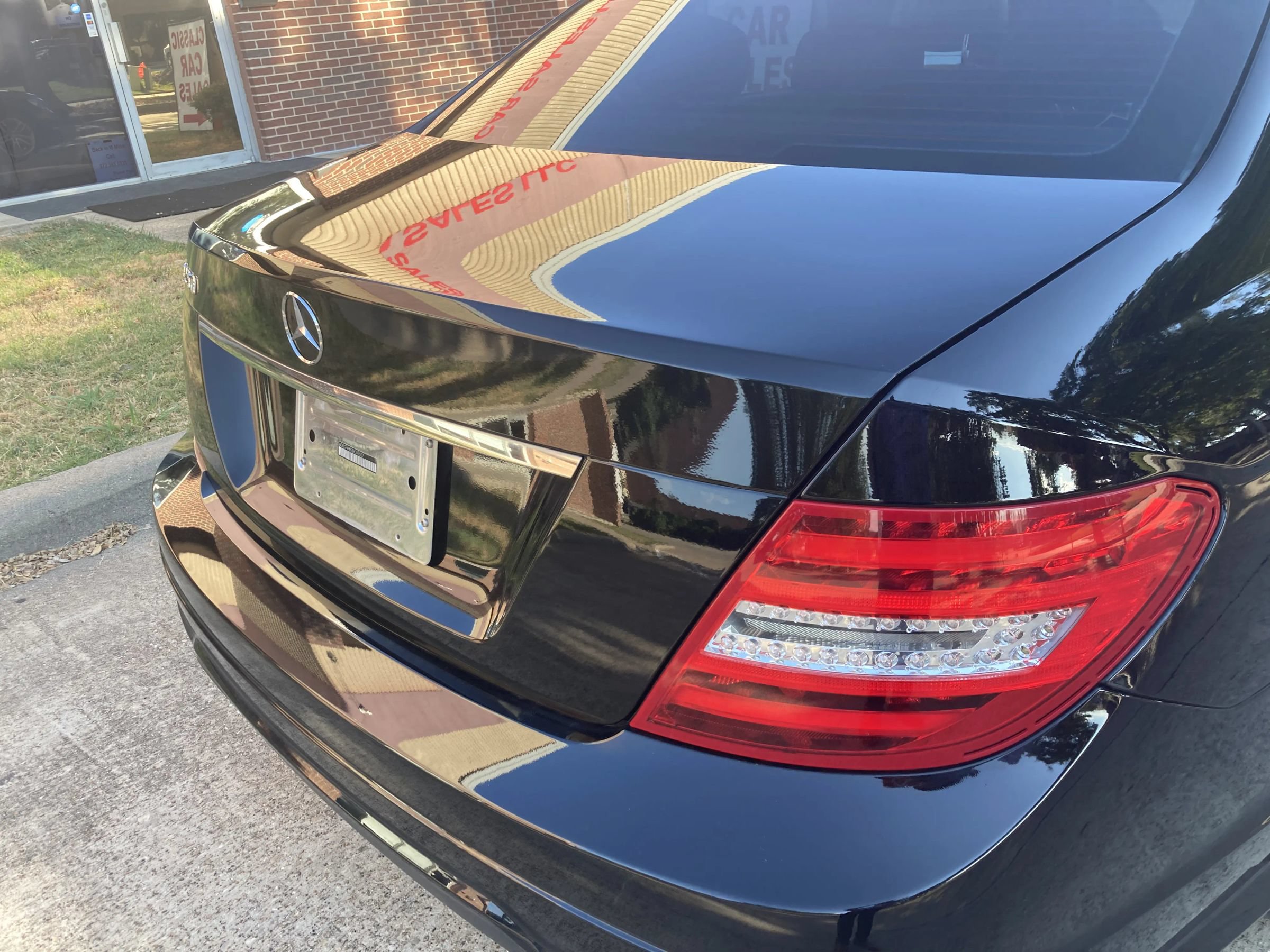 Used 2014 Mercedes-Benz C 250 Sedan w/ Premium 1 Package image 19