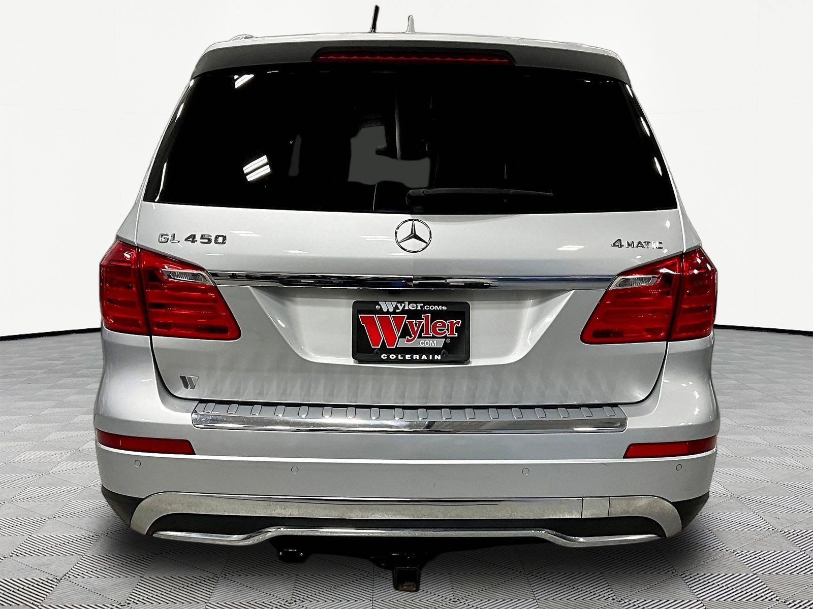 Used 2016 Mercedes-Benz GL 450 4MATIC image 5