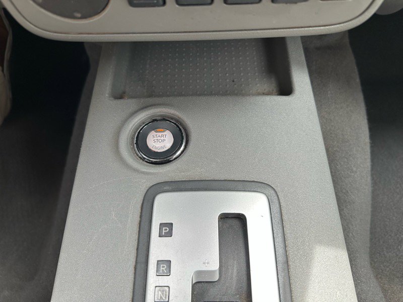 Used 2021 Nissan Frontier SV w/ Midnight Edition Floor Mats image 21