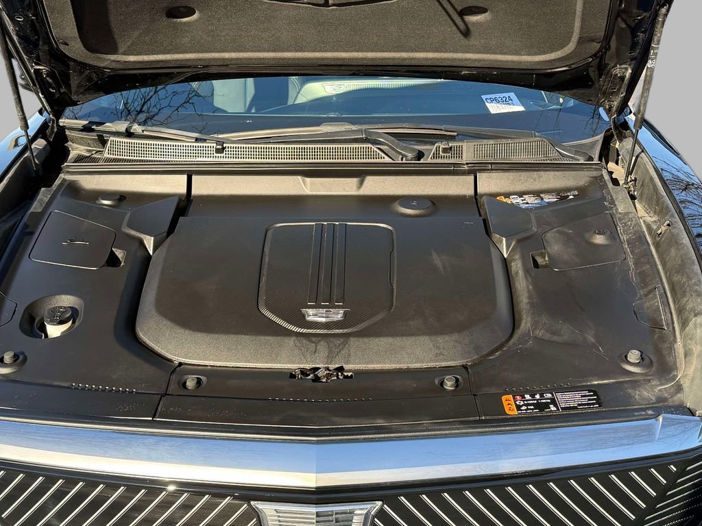 Used 2024 Cadillac Lyriq Luxury w/ LPO, Floor Liner Package image 23