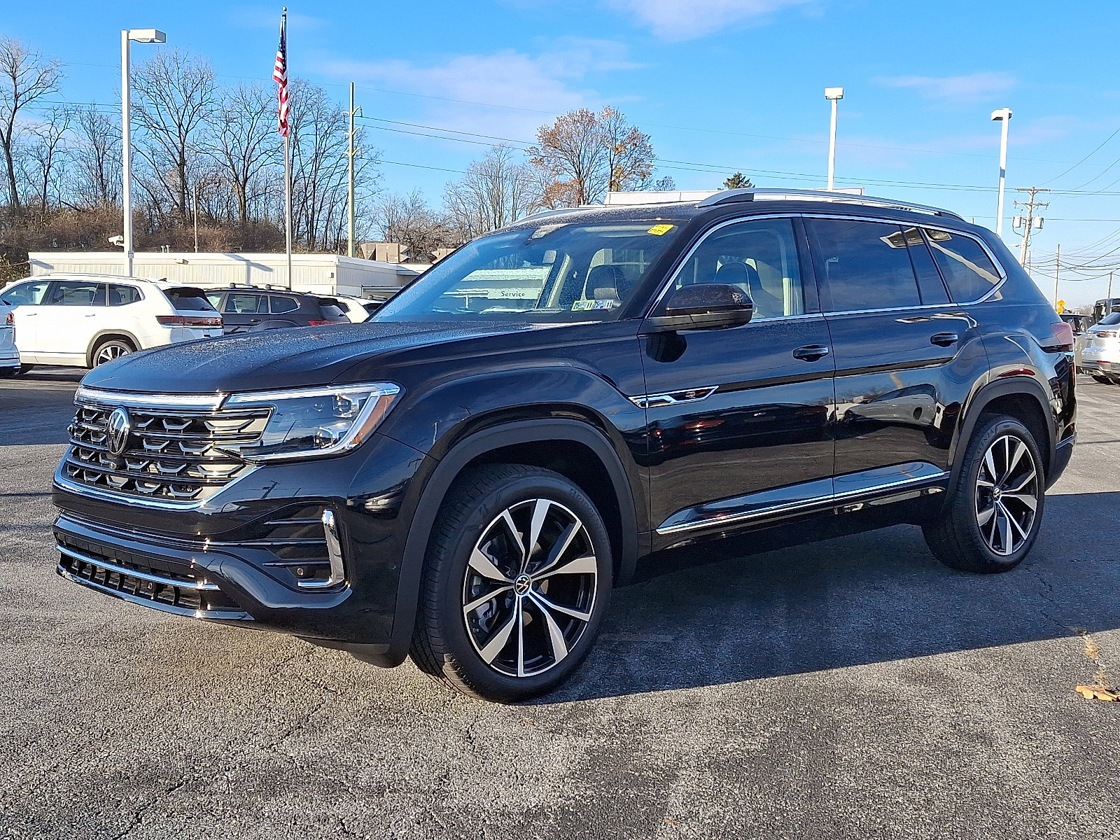 New 2025 Volkswagen Atlas SEL Premium R-Line image 3