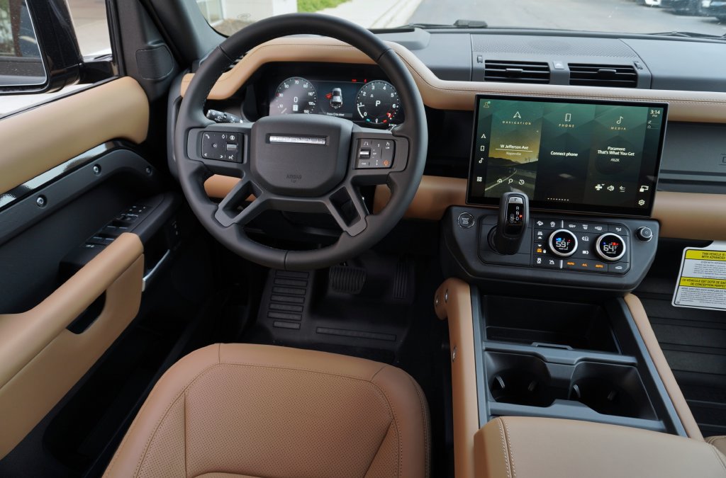 New 2026 Land Rover Defender 110 X-Dynamic SE AWD/4WD image 15