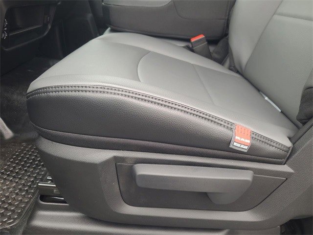 New 2024 RAM 4500 Tradesman image 12