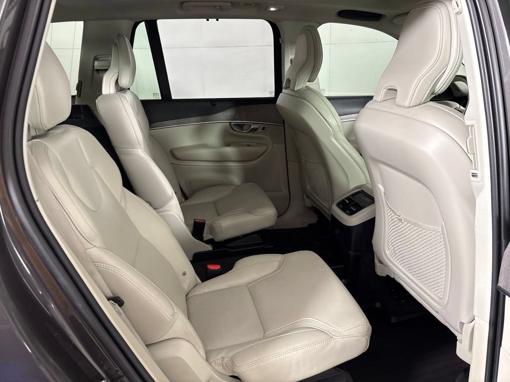 Used 2024 Volvo XC90 T8 Ultimate w/ Protection Package Premier AWD/4WD image 21