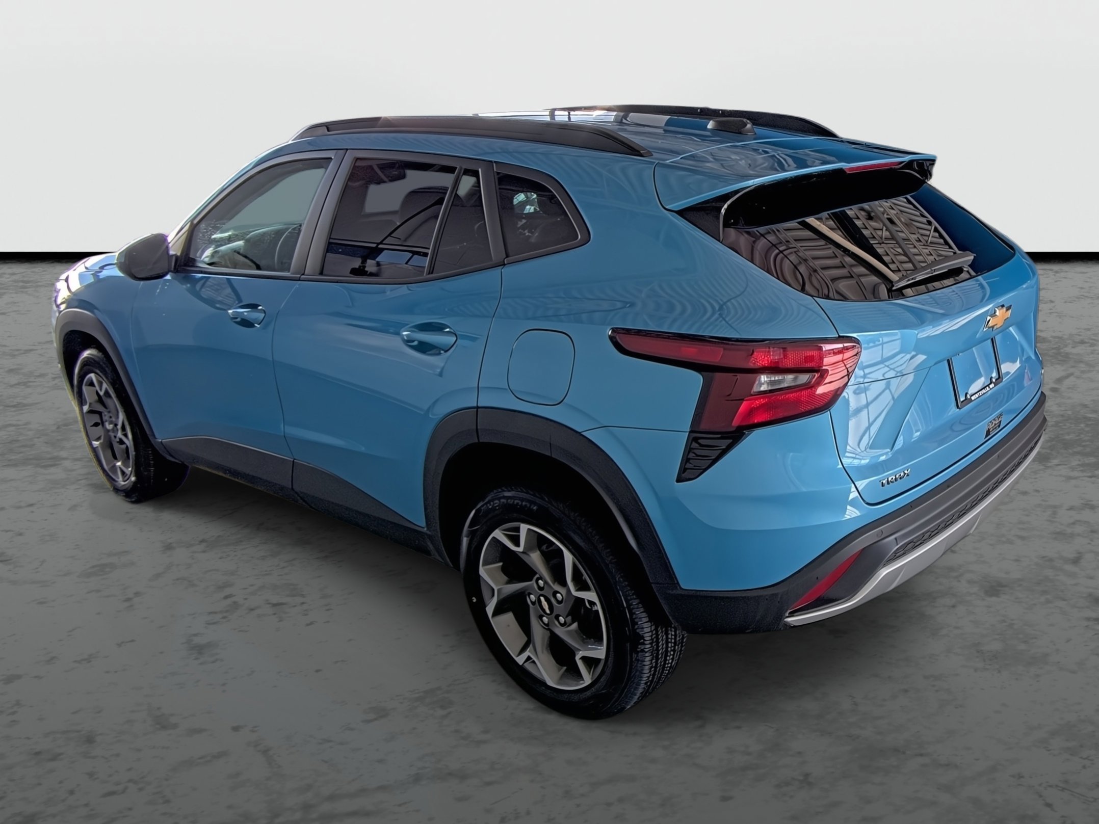 Used 2025 Chevrolet Trax LT w/ Driver Confidence Package image 11