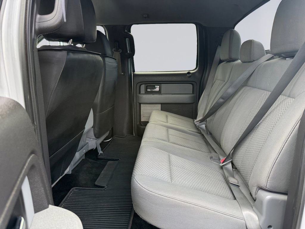 Used 2014 Ford F150 XLT w/ Equipment Group 302A Luxury AWD/4WD image 17